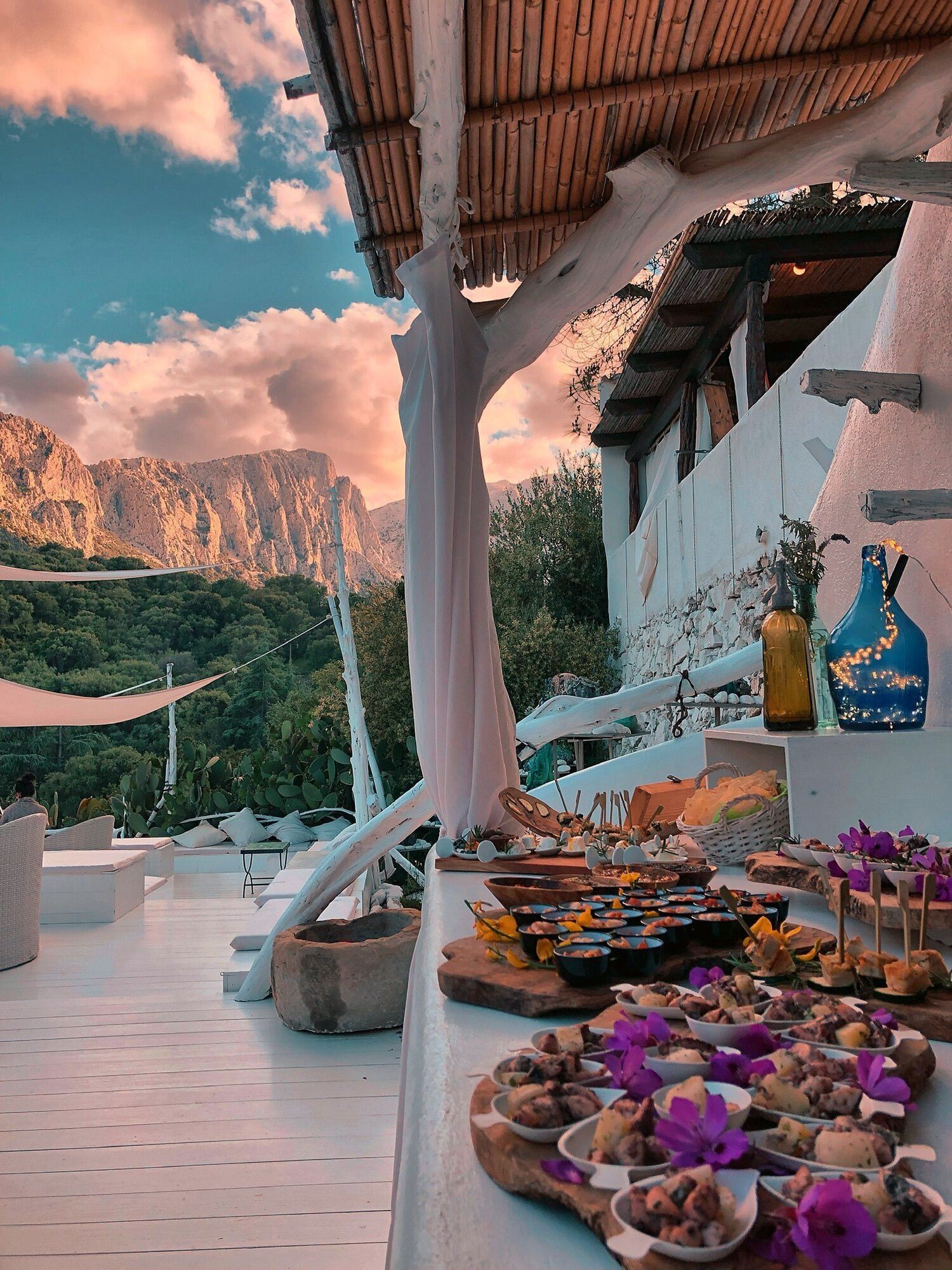 Su Gologone Experience Hotel, at the table