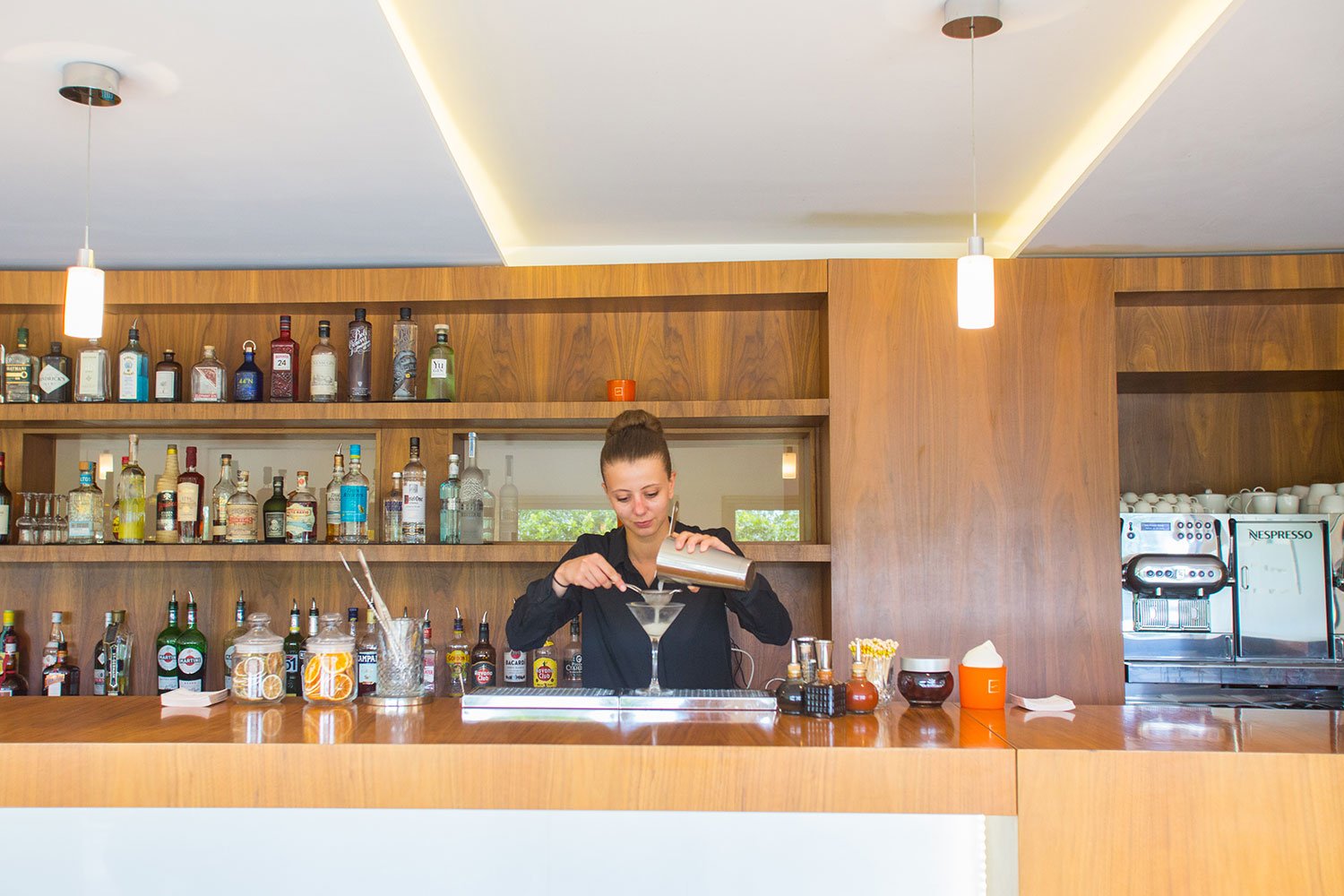 Hotel La Vague De Saint Paul Hotel And Restaurant, hotel bar