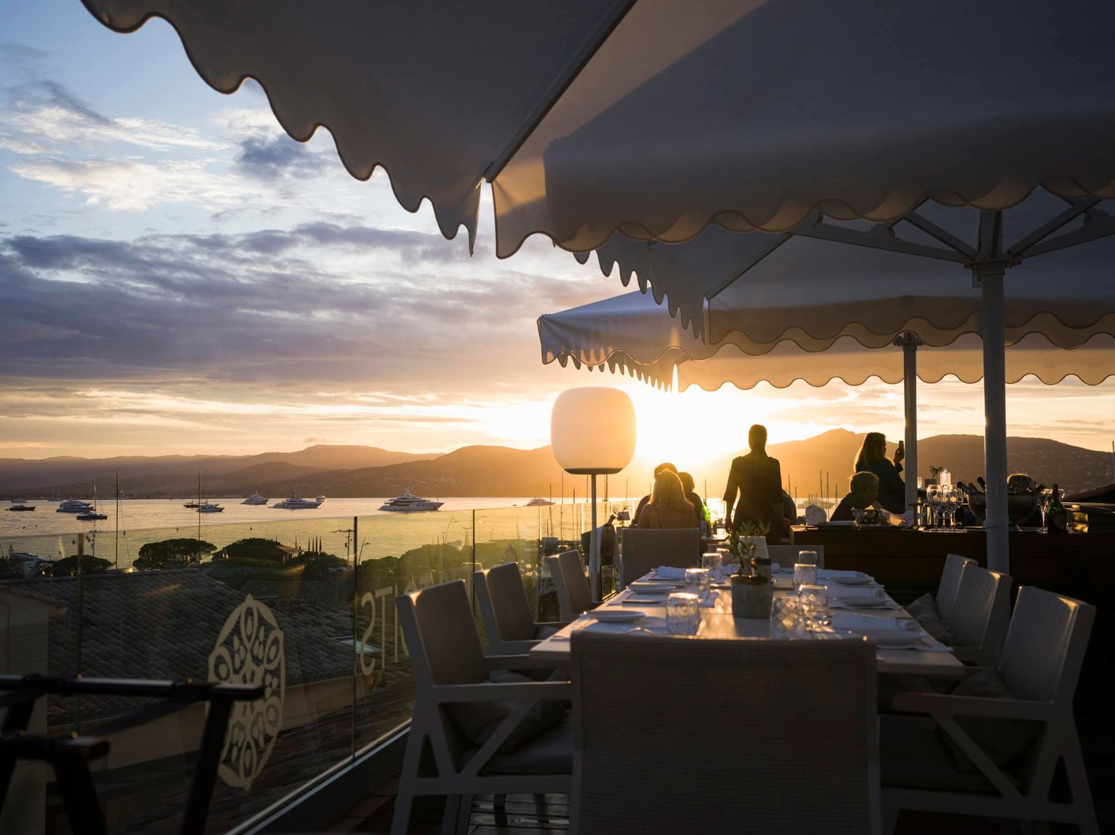 Hôtel de Paris Saint-Tropez, les toits restaurant