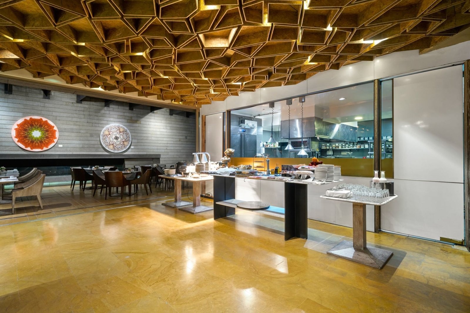 B.O.G. Hotel, b.o.g. restaurante