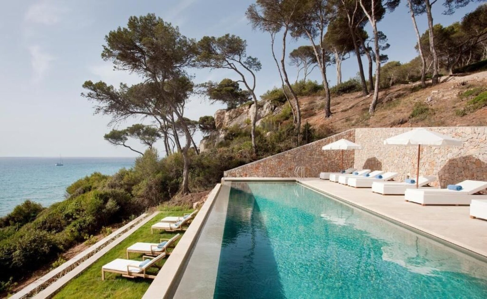 Can Simoneta Hotel