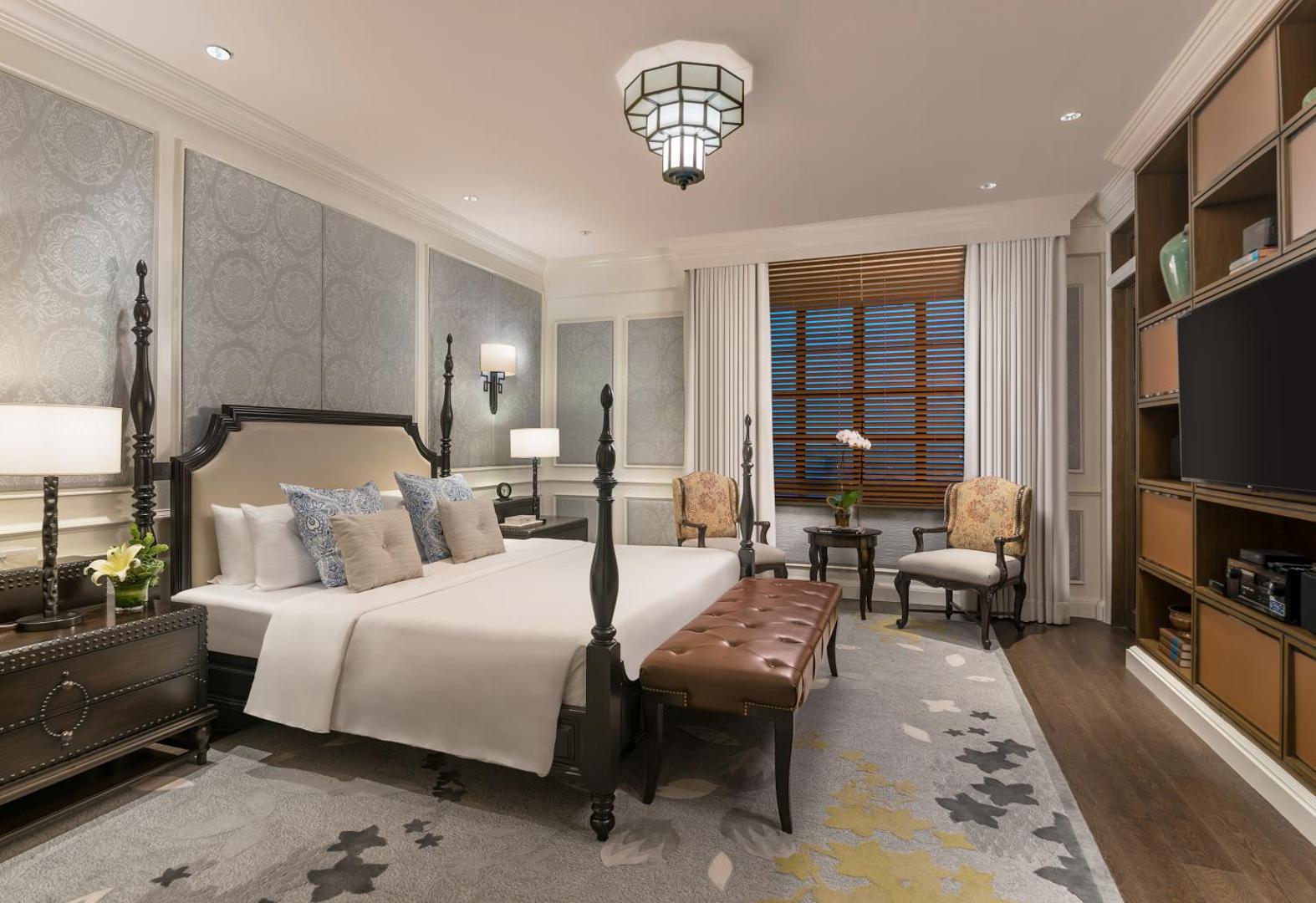 The Manila Hotel — rooms