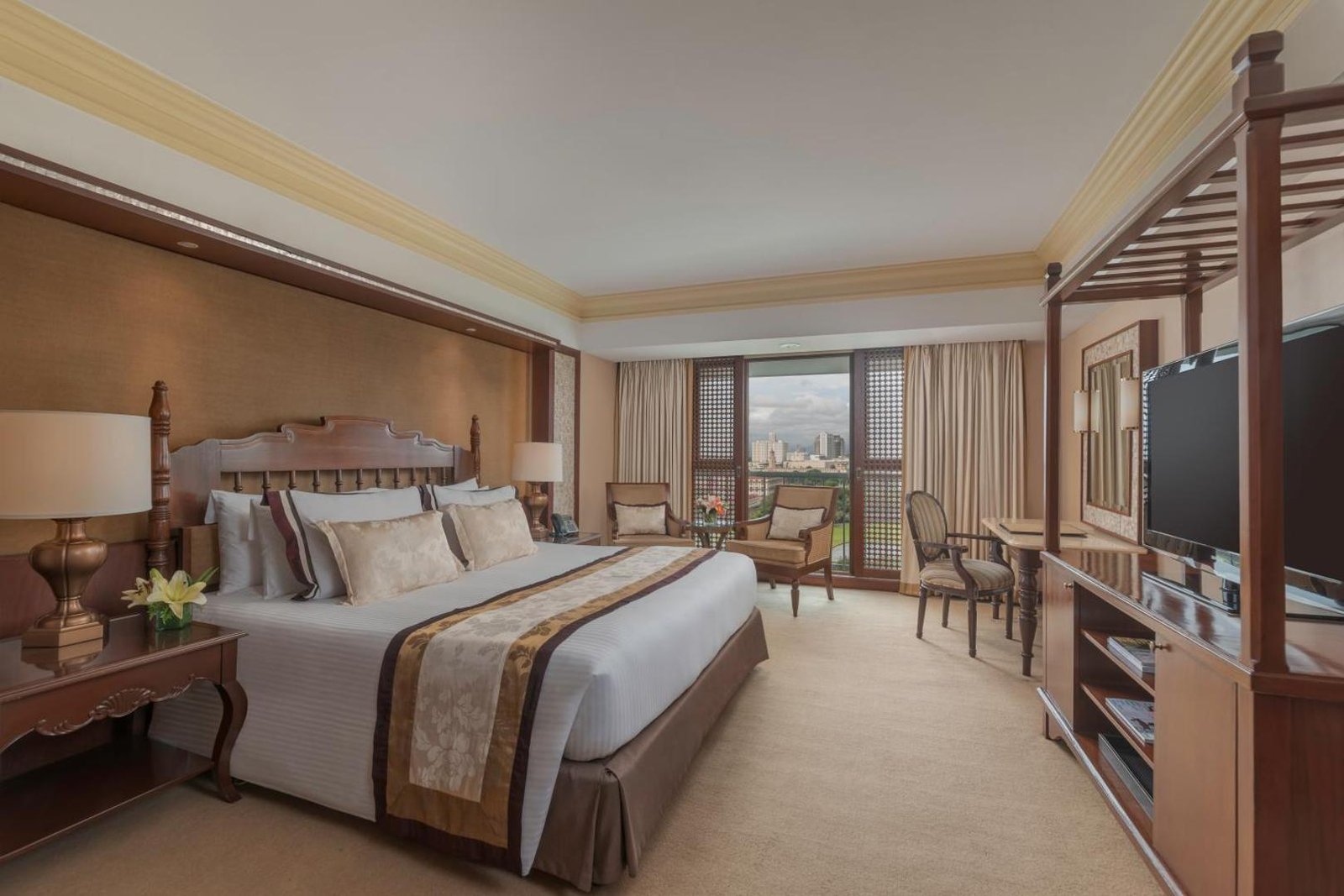 The Manila Hotel — rooms