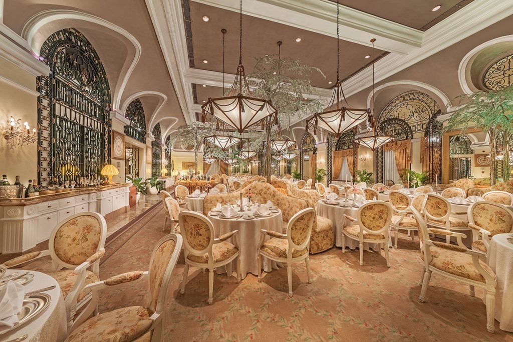 The Manila Hotel, champagne room