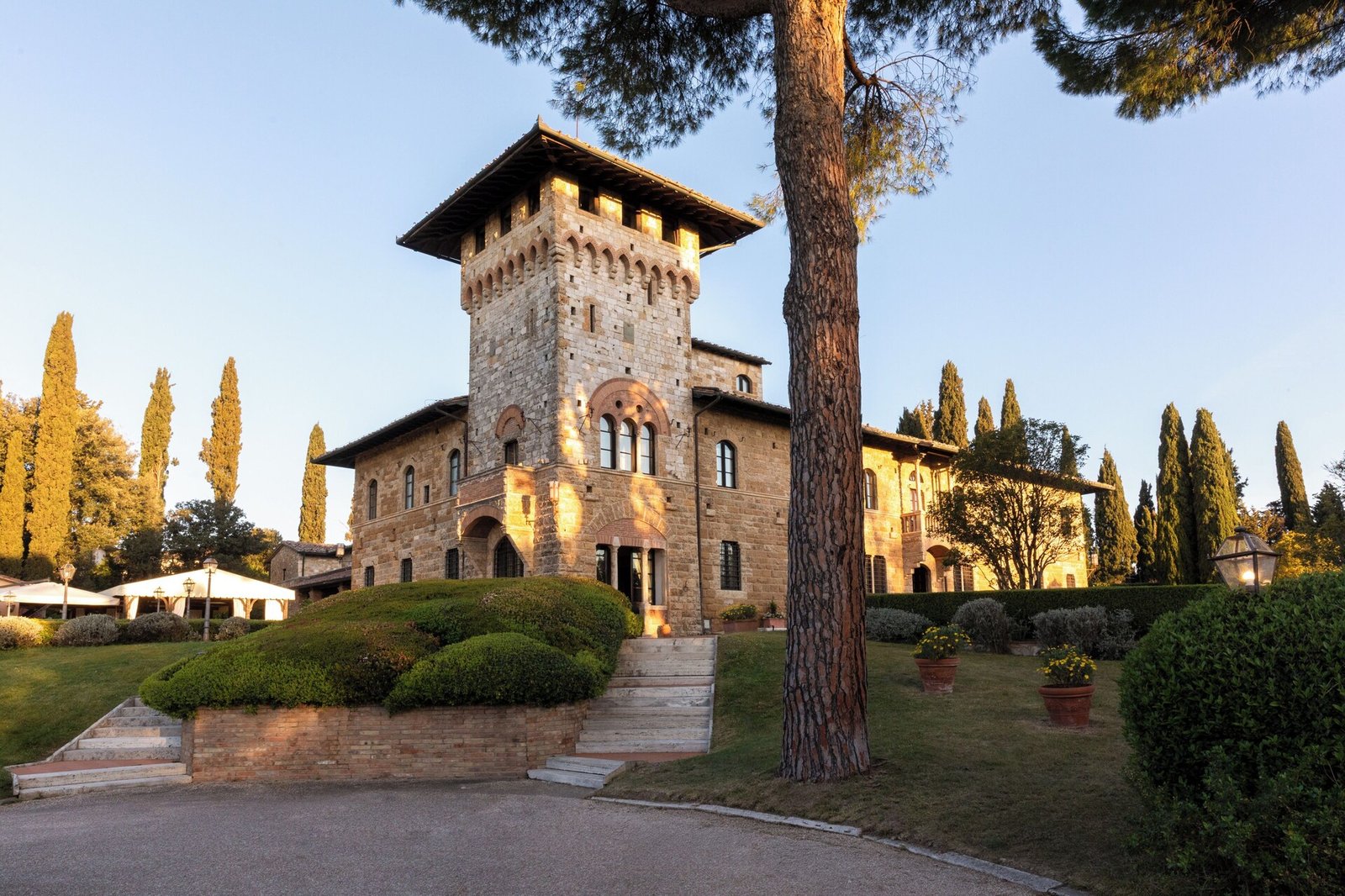 Hotel La Collegiata, how it began