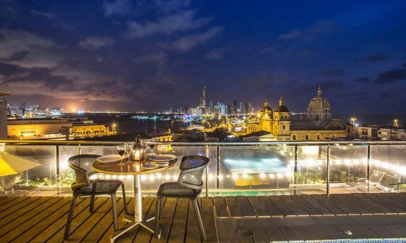 Hotel Movich Cartagena De Indias, at the table