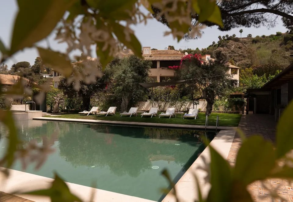 Praia Art Resort, the pool