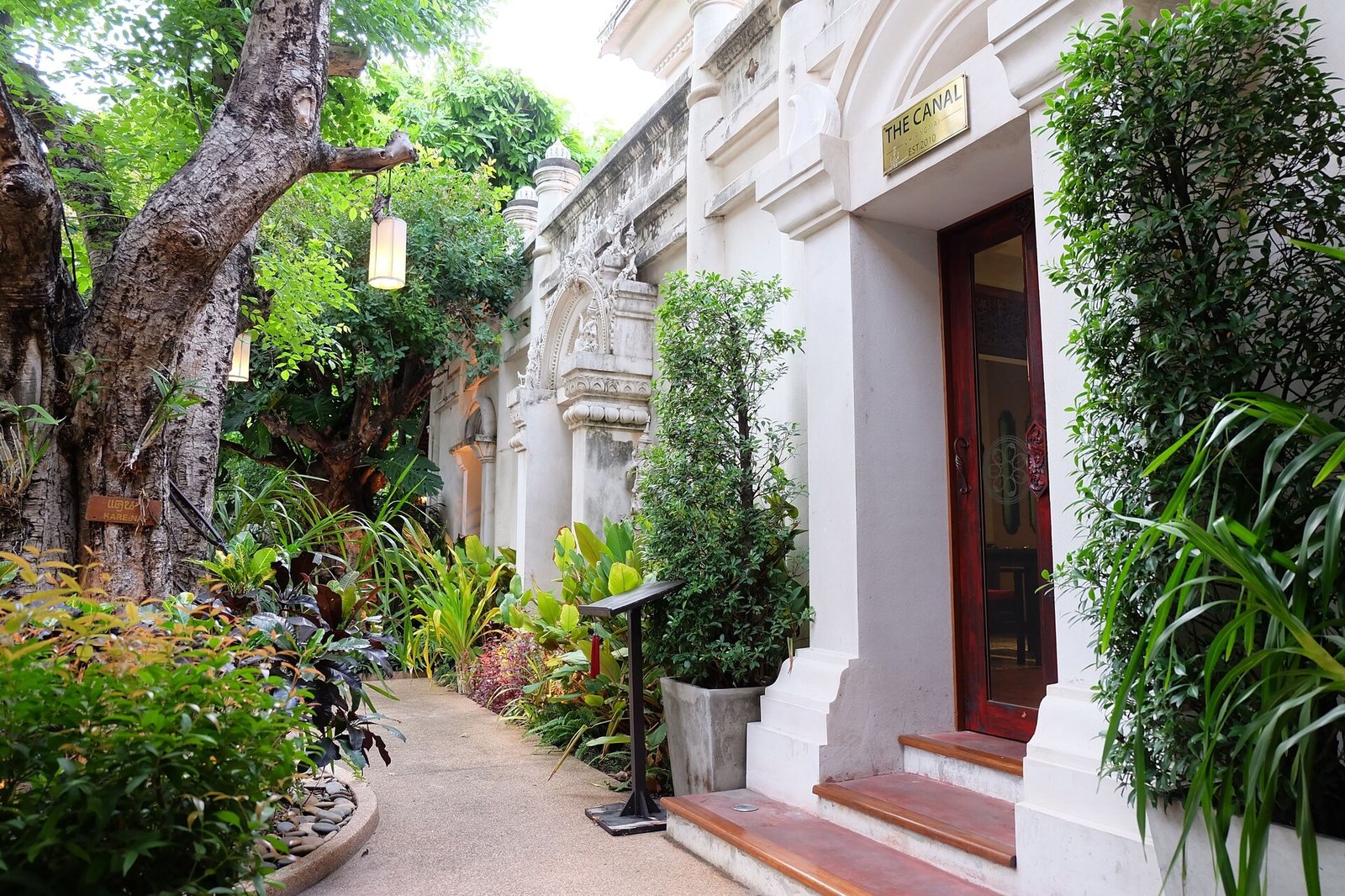The Rim Resort Chiang Mai, the canal bar & restaurant