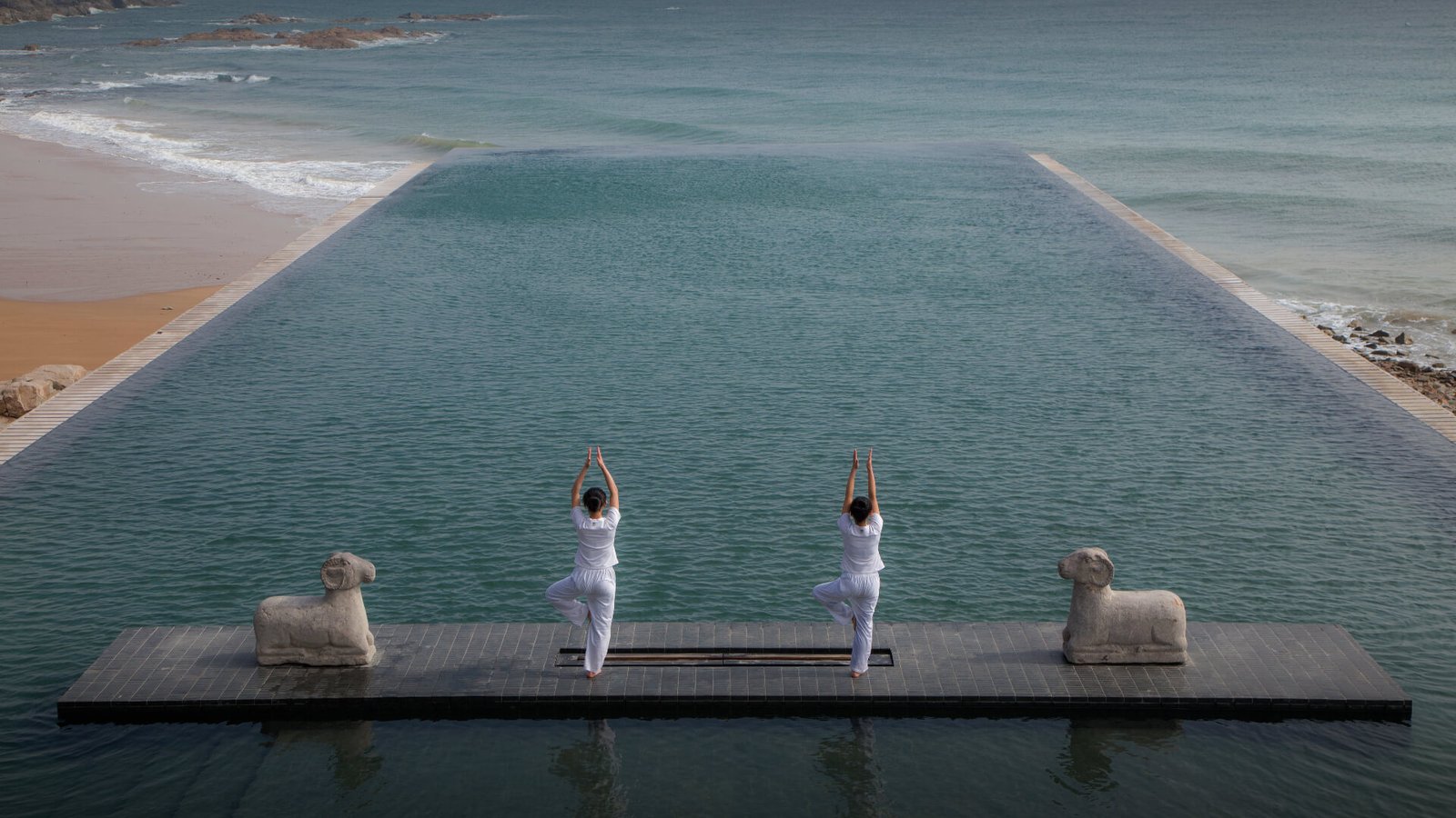 The Lalu Qingdao, the pool