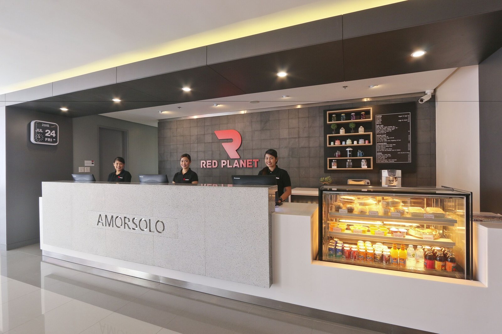 Red Planet Makati Avenue — vibe