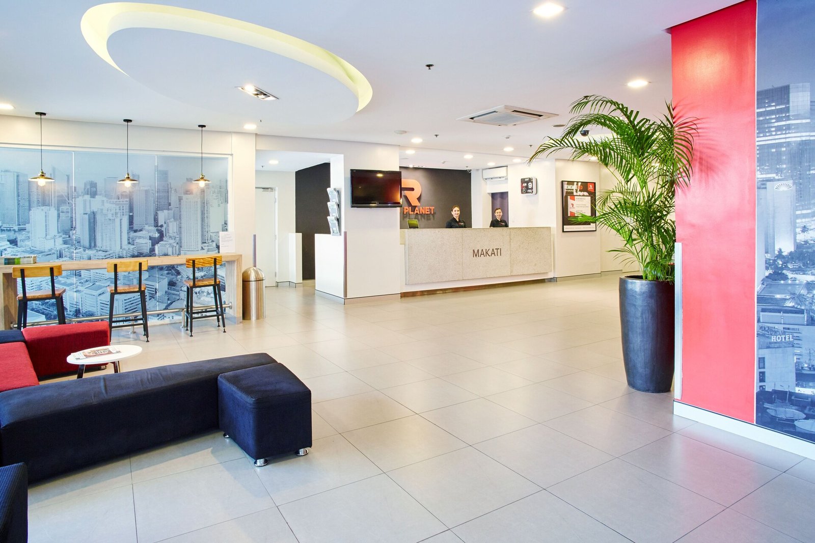 Red Planet Makati Avenue