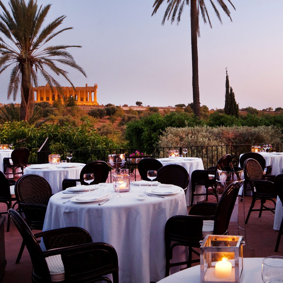 Hotel Villa Athena, at the table