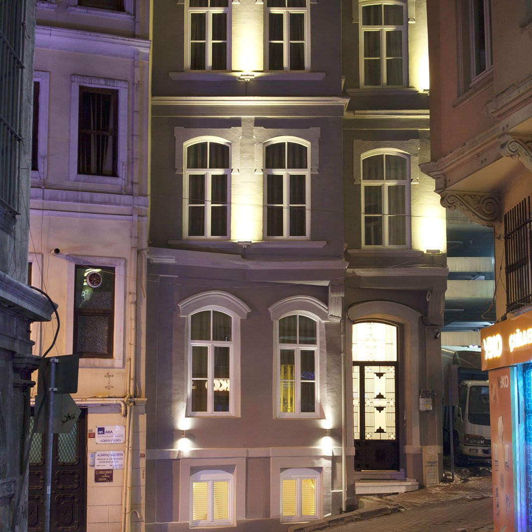Louis Appartements Galata, how it began