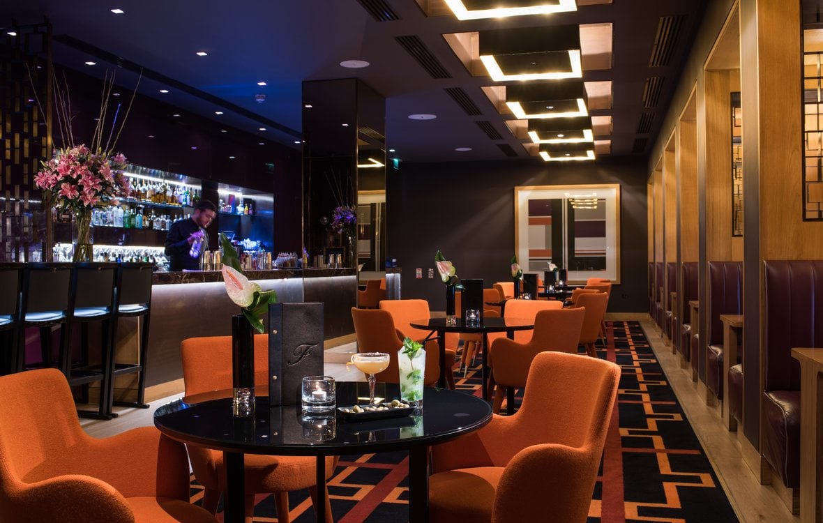 The Fitzwilliam Hotel Belfast, the bar