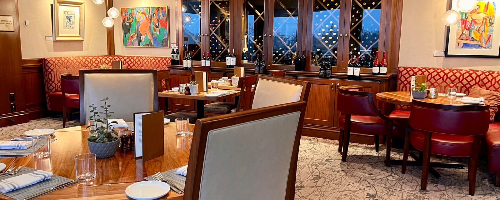 Inn by the Sea, at the table