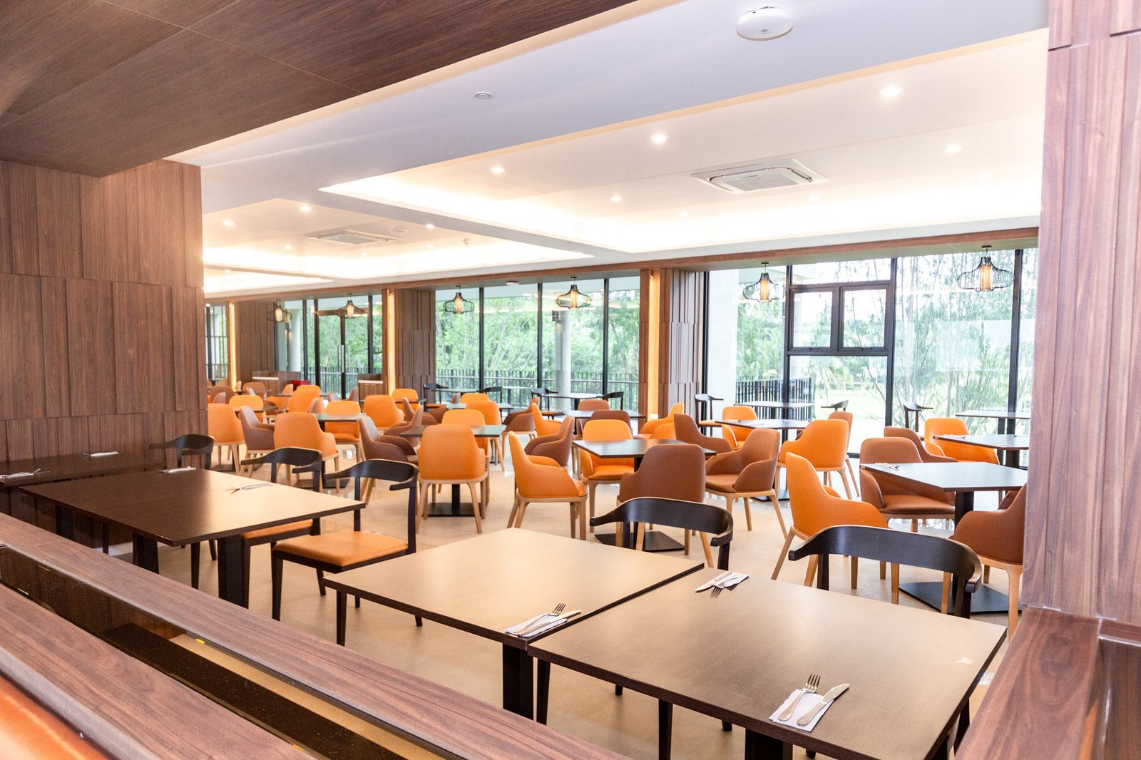 The Grand Chaiyapruek Nimman Hotel — eat & drink