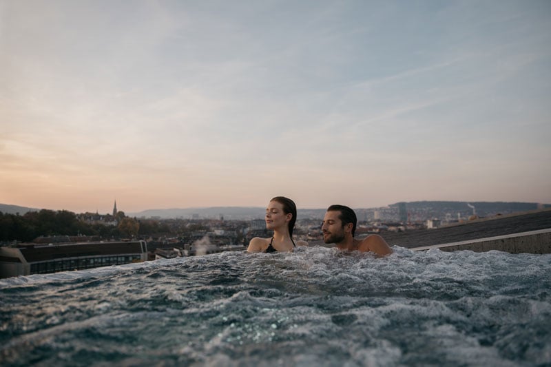 B2 Hotel Zürich, the pool