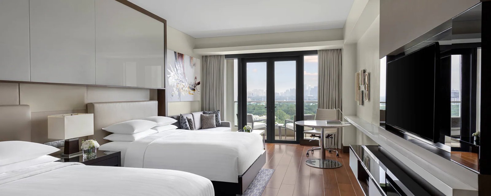 Manila Marriott Hotel — rooms
