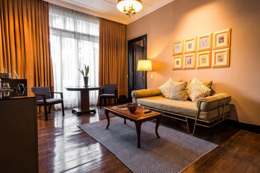 The Henry Hotel Manila — rooms