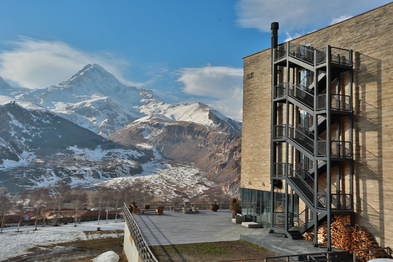 Rooms Kazbegi, how it began