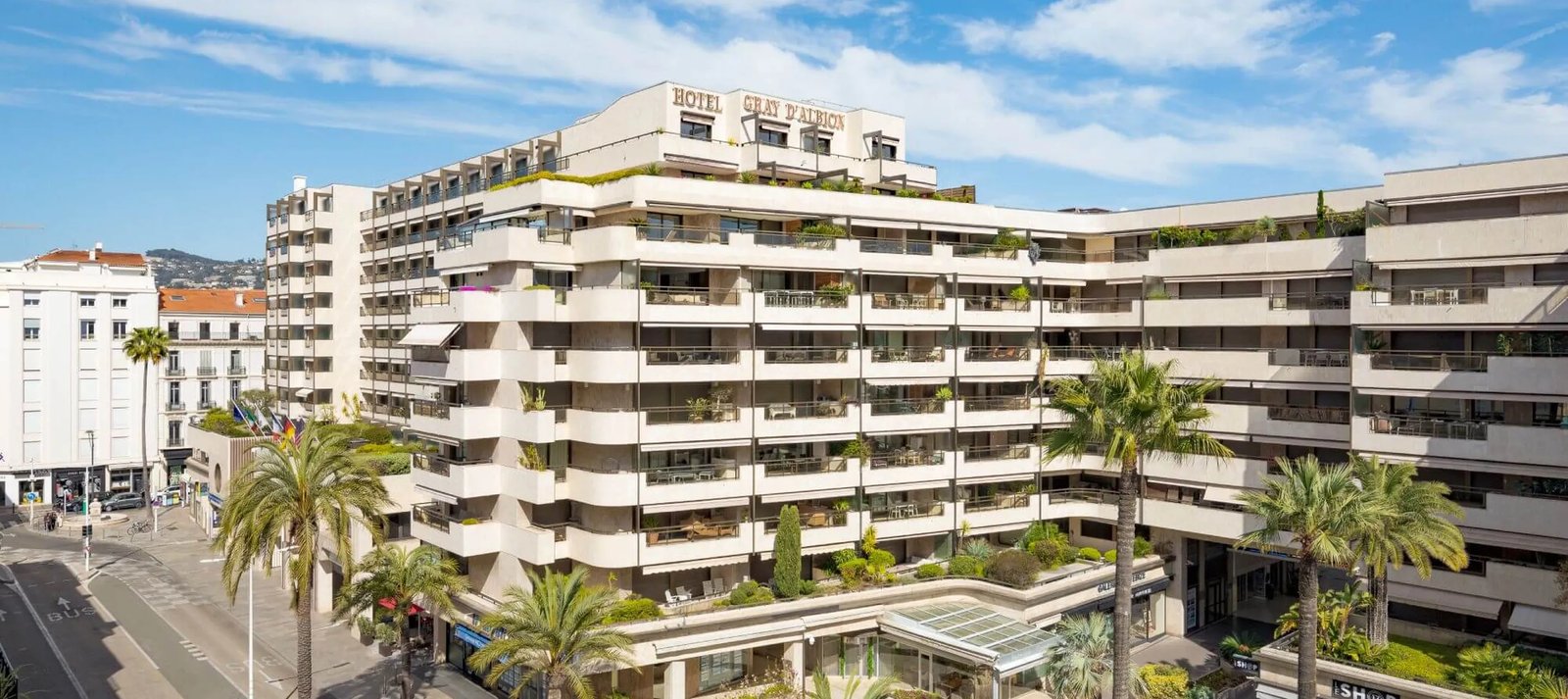 Hôtel Barrière Le Gray d'Albion Cannes, how it began