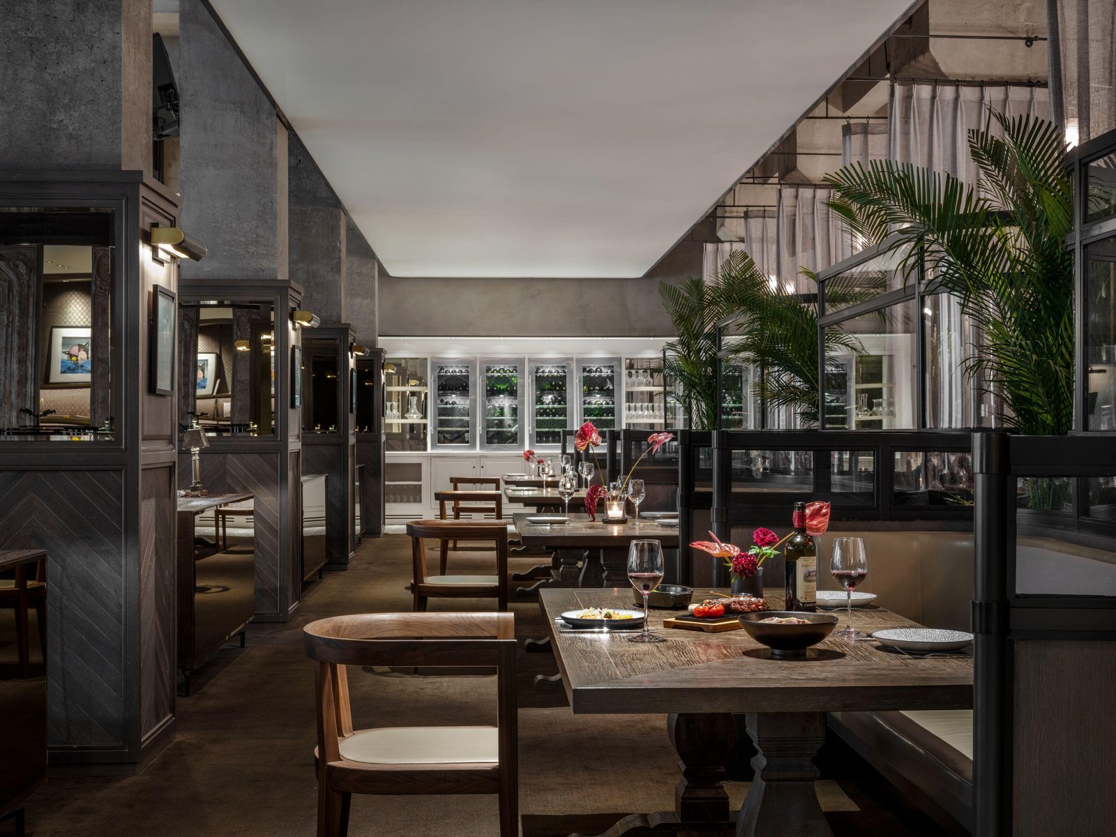 Chao Hotel Sanlitun, at the table