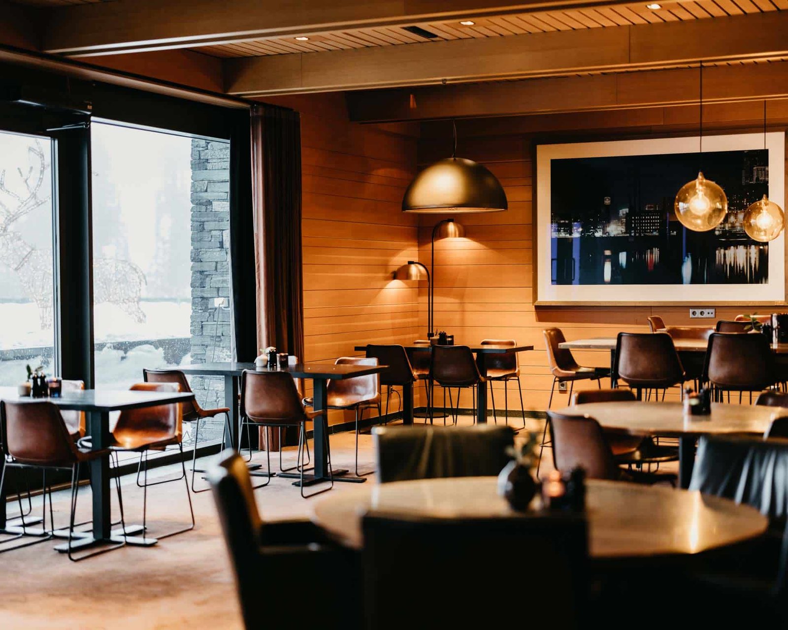 Copperhill Mountain Lodge, at the table