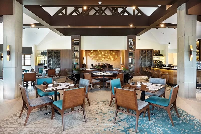 Crimson Resort and Spa Mactan, at the table