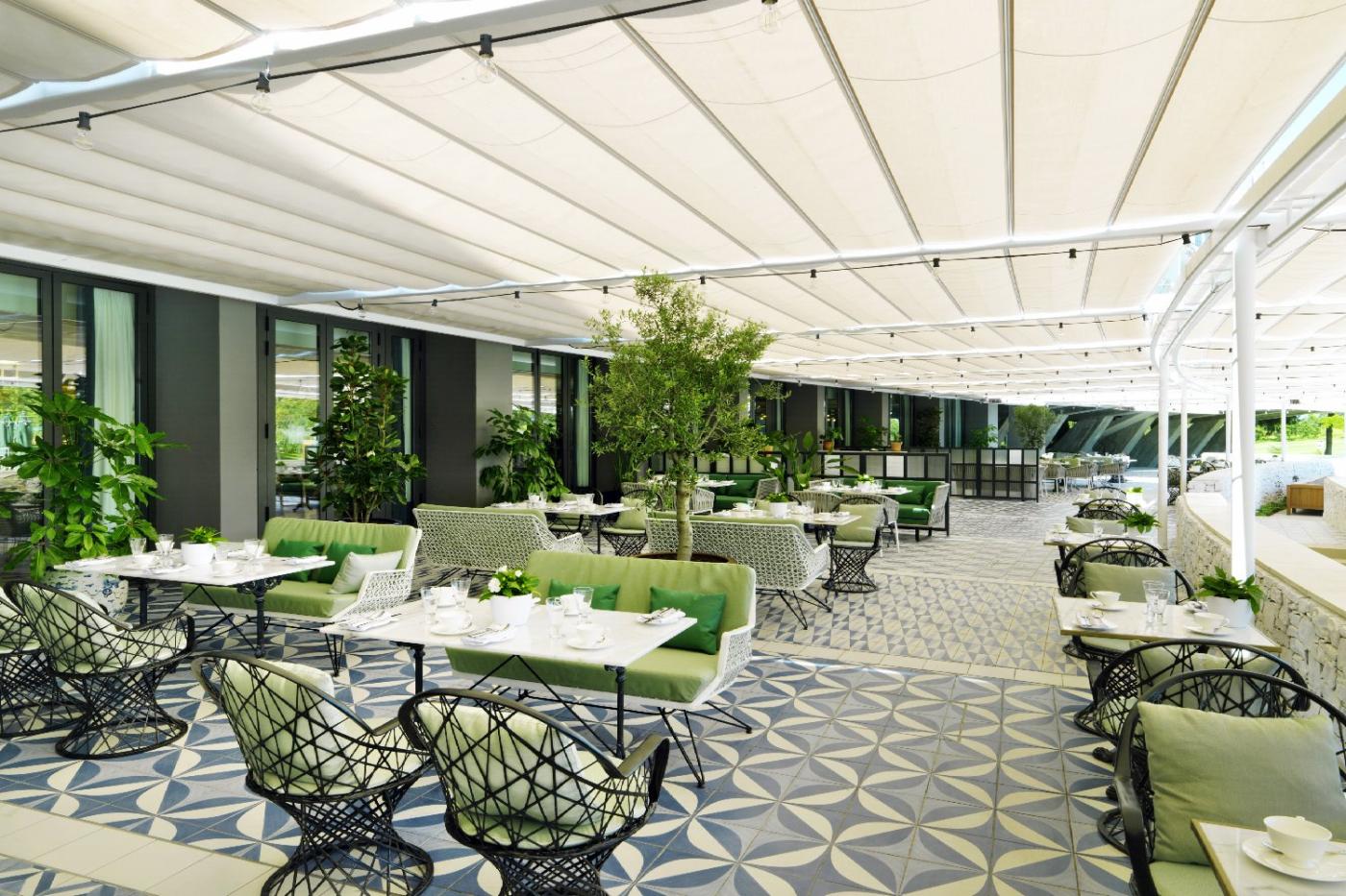 Camiral A Quinta do Lago Resort, at the table