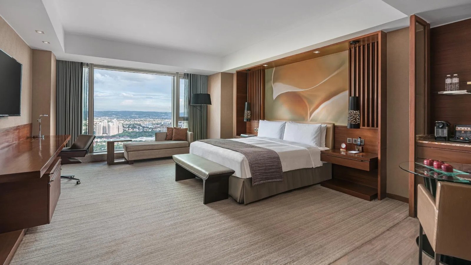 Marco Polo Ortigas Manila — rooms