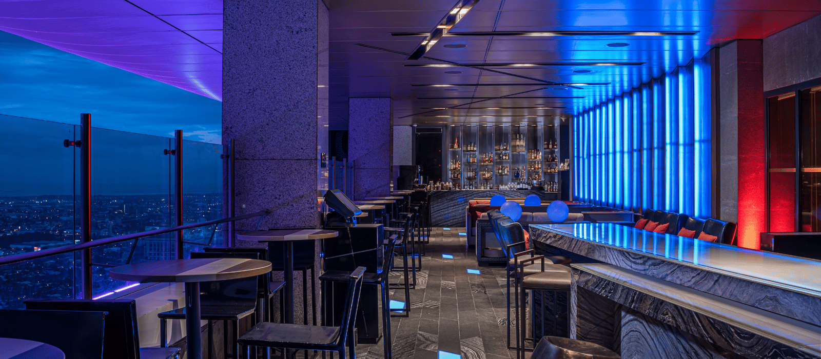 Marco Polo Ortigas Manila, vu's sky bar and lounge