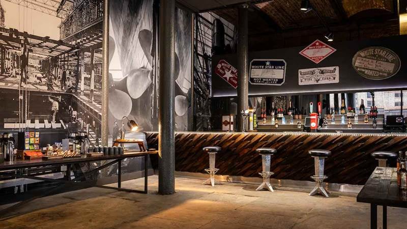 Titanic Hotel Liverpool – Stanley Dock, at the table