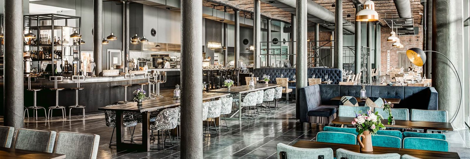 Titanic Hotel Liverpool – Stanley Dock, stanley's bar & grill