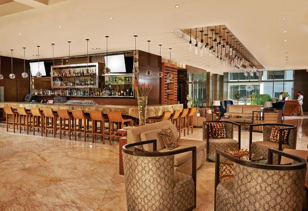 Global Hotel Panama, 54 east bar