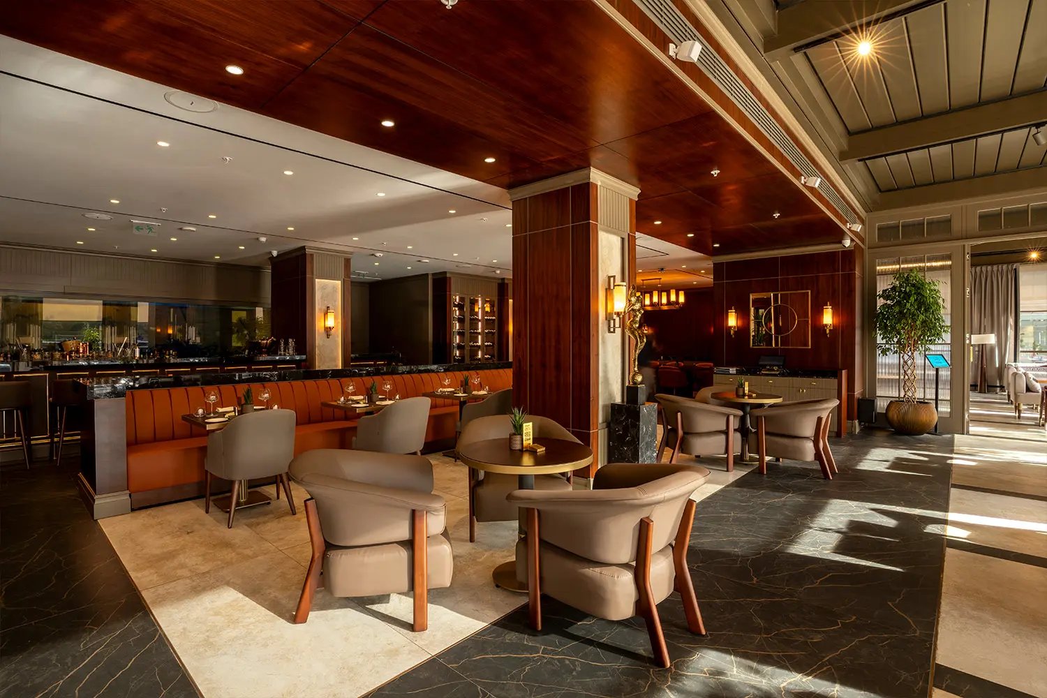 Hyatt Centric Levent Istanbul, gold bar & restaurant