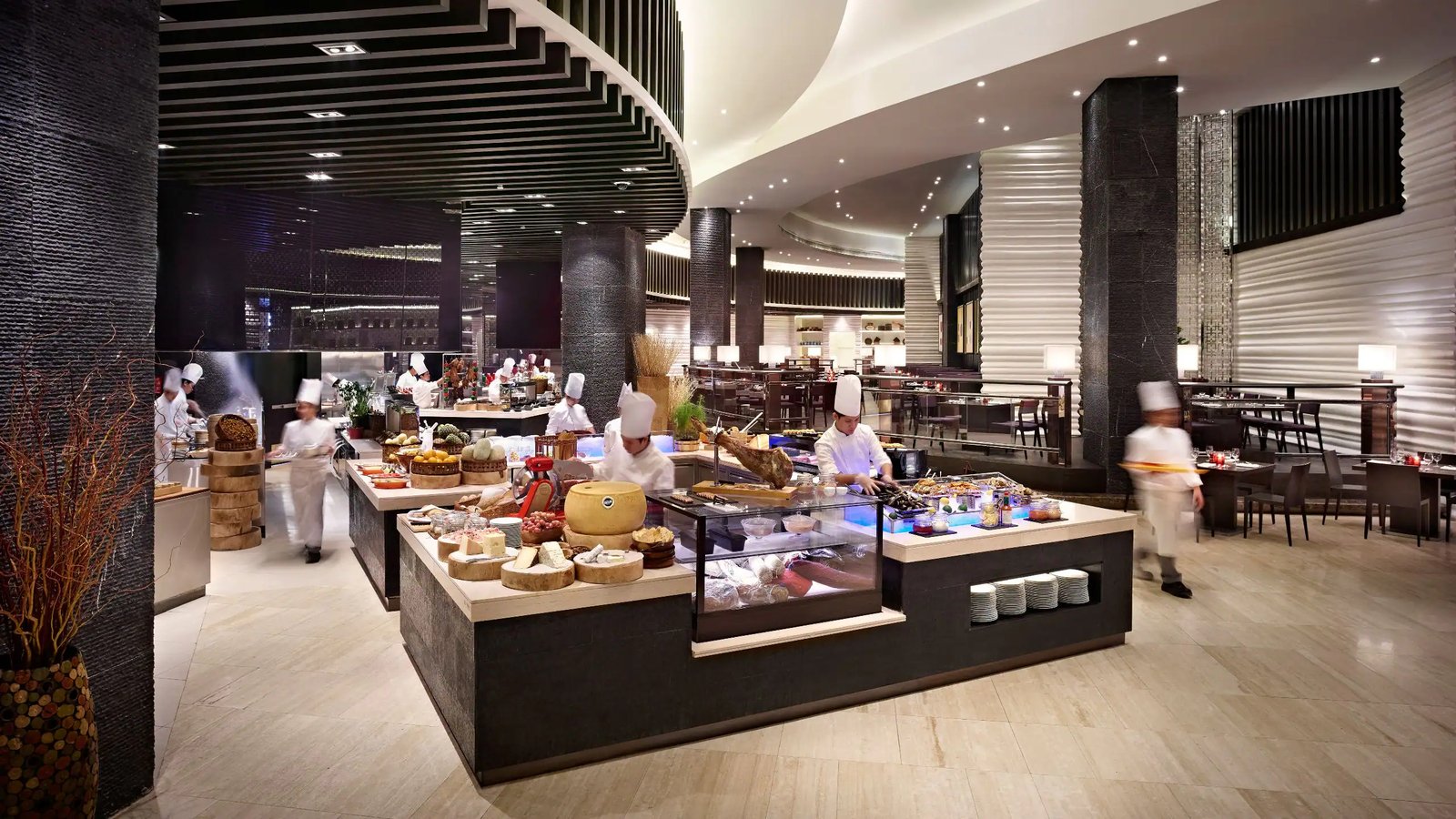 Hyatt Regency Manila City of Dreams — eat & drink