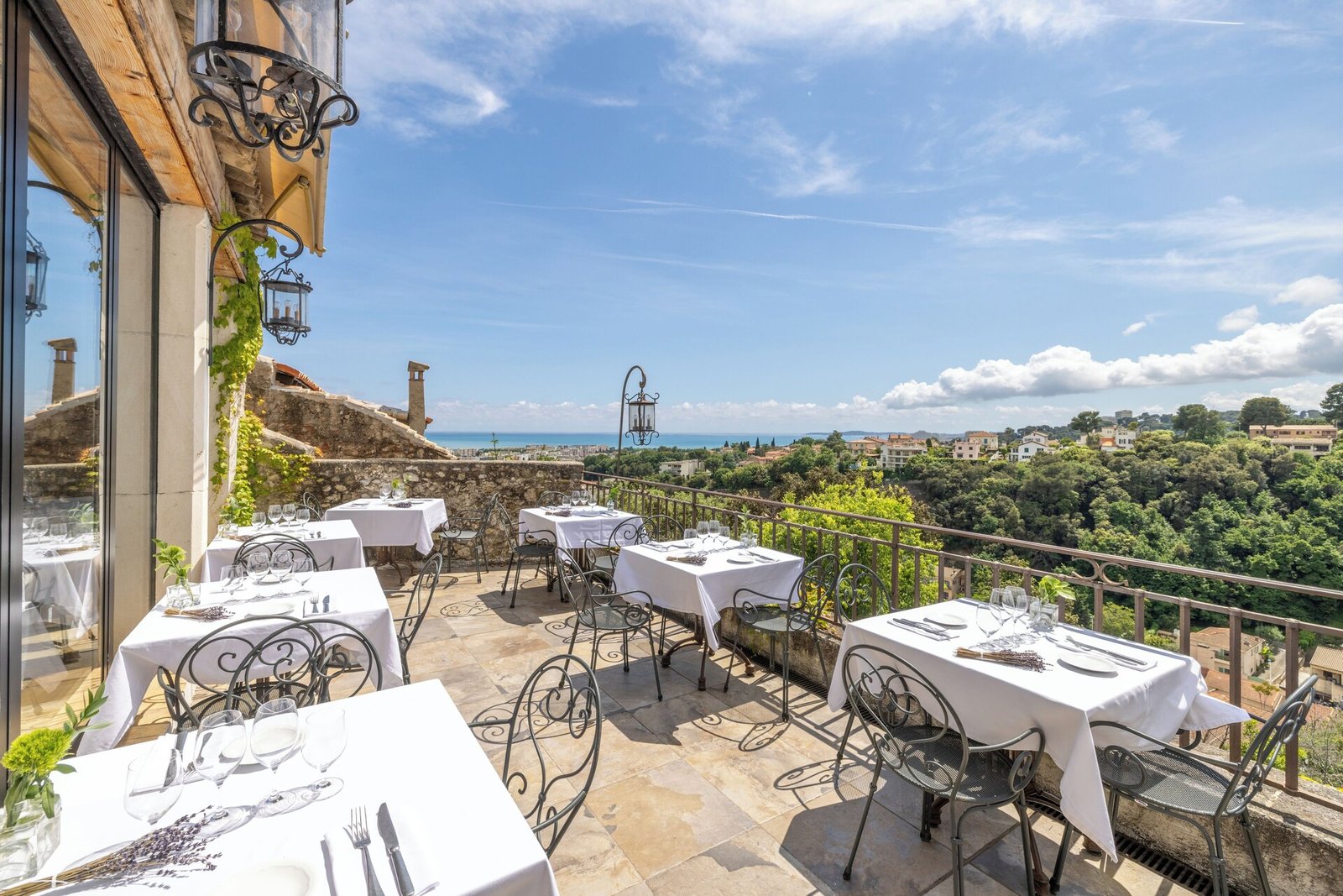 Chateau Le Cagnard, restaurant château le cagnard