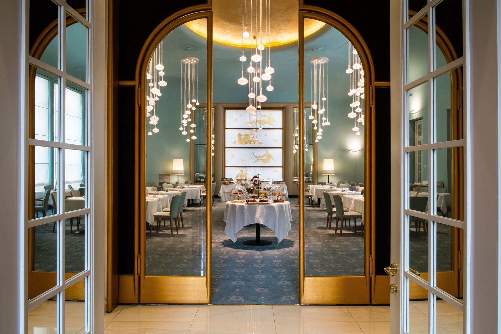 Turin Palace Hotel, at the table
