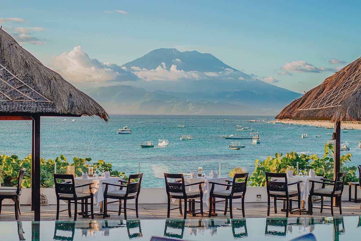 Batu Karang Lembongan Resort & Spa, muntigs bar & restaurant