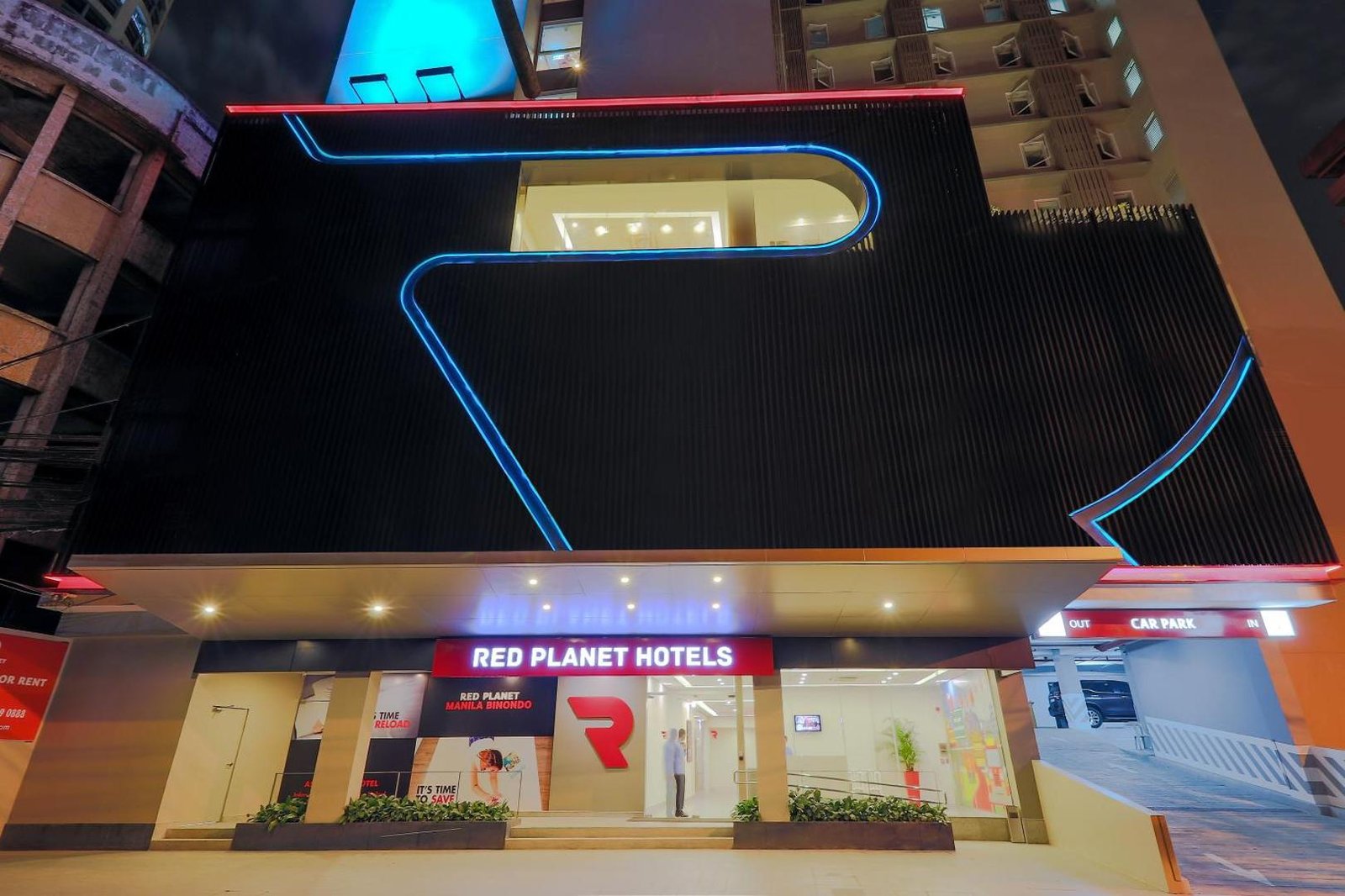 Red Planet Binondo — vibe