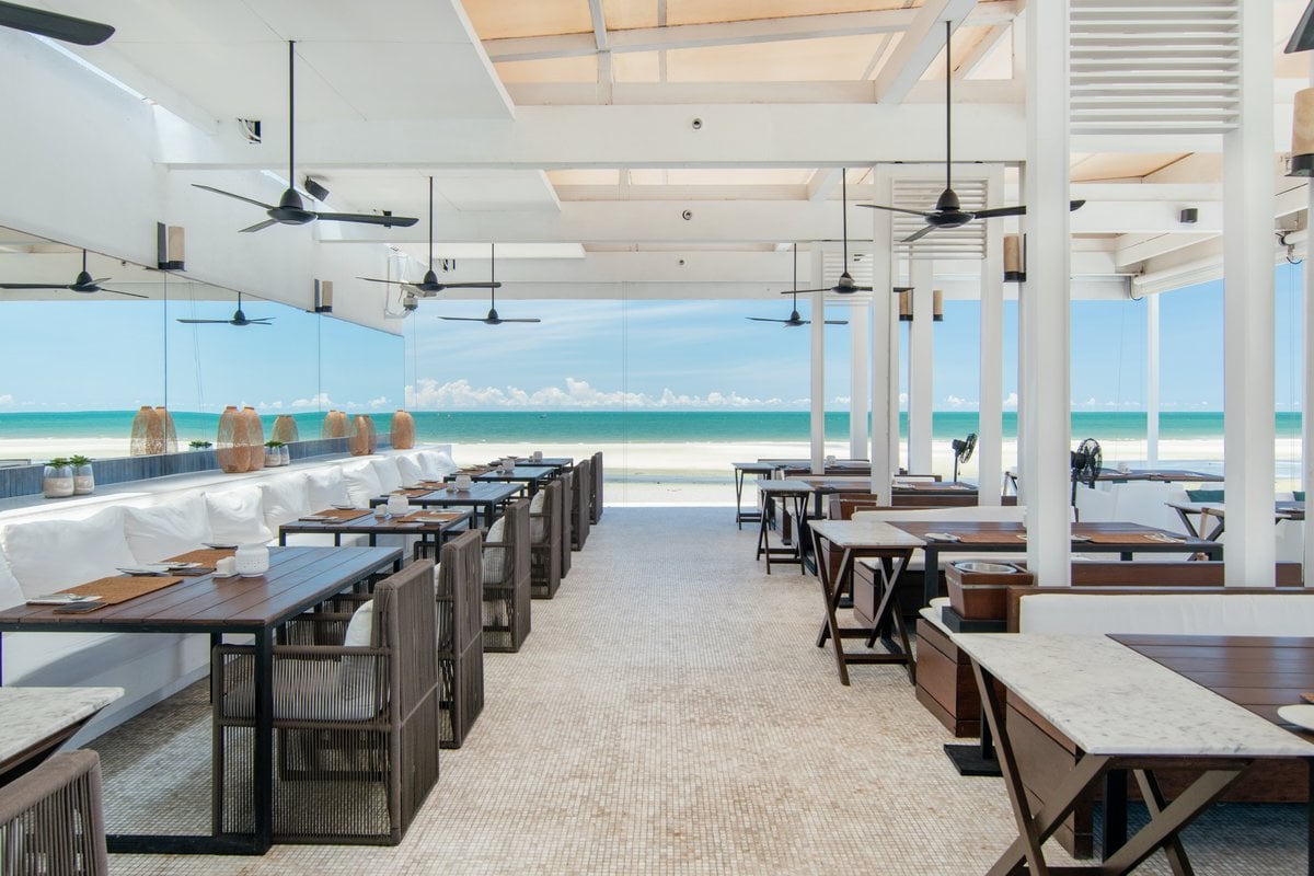 Putahracsa Hua Hin, oceanside beach club & restaurant