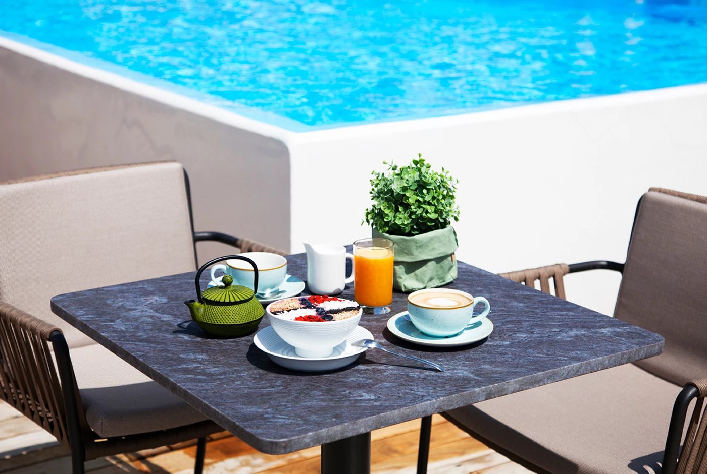 Arima Hotel & Spa, at the table