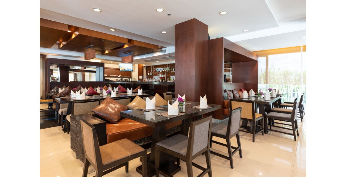 Kantary Hills Hotel — eat & drink