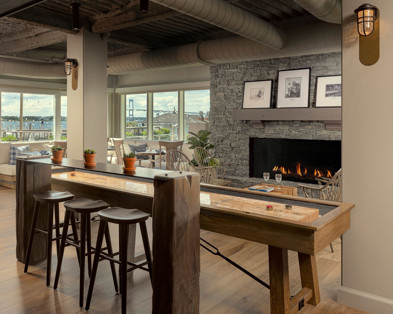 Newport Harbor Island Resort, at the table
