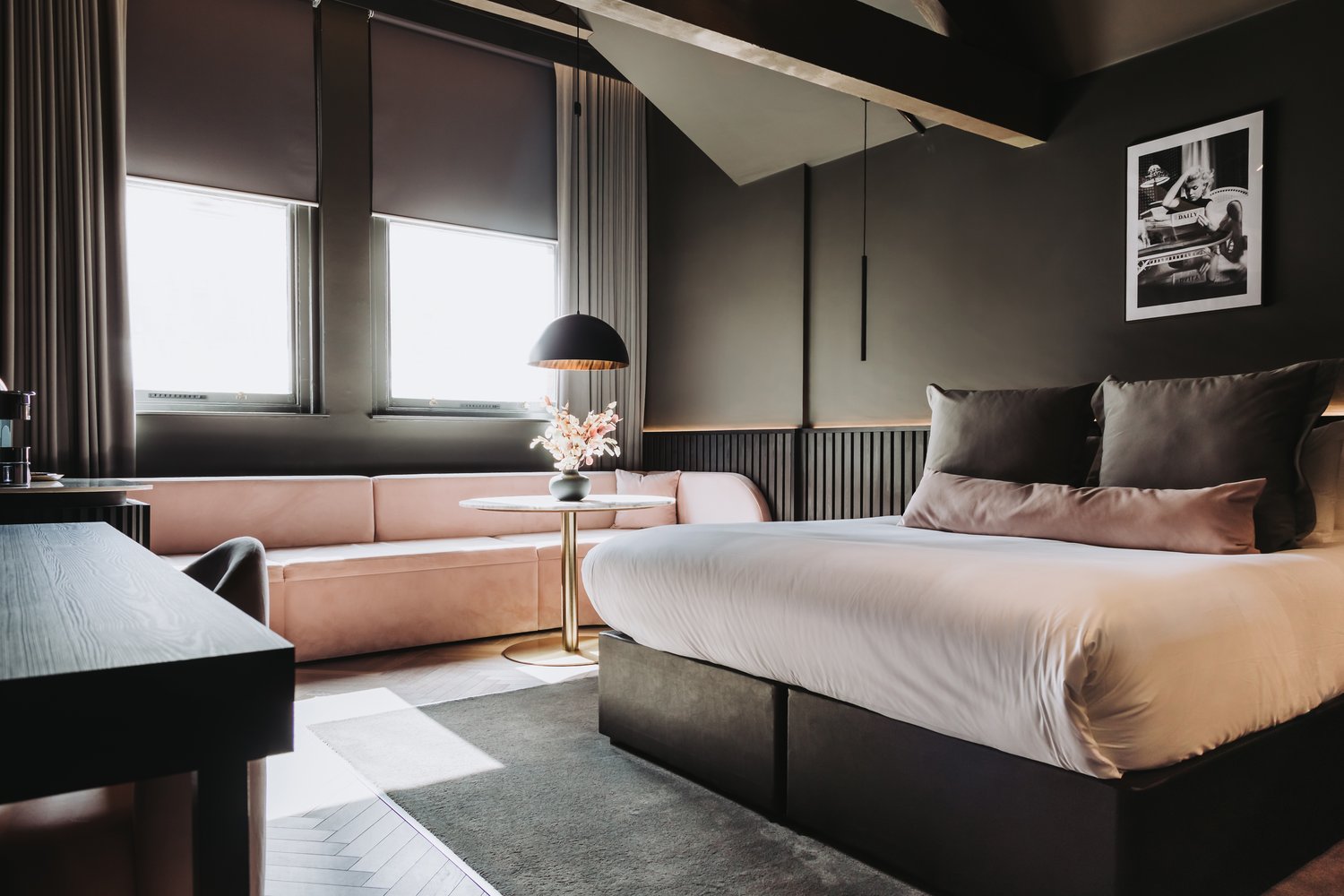 Velvet Hotel, Bar & Brasserie