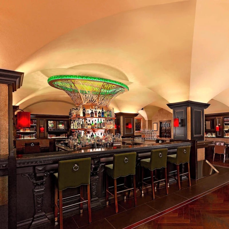 The College Green Hotel Dublin, Autograph Collection, the mint bar