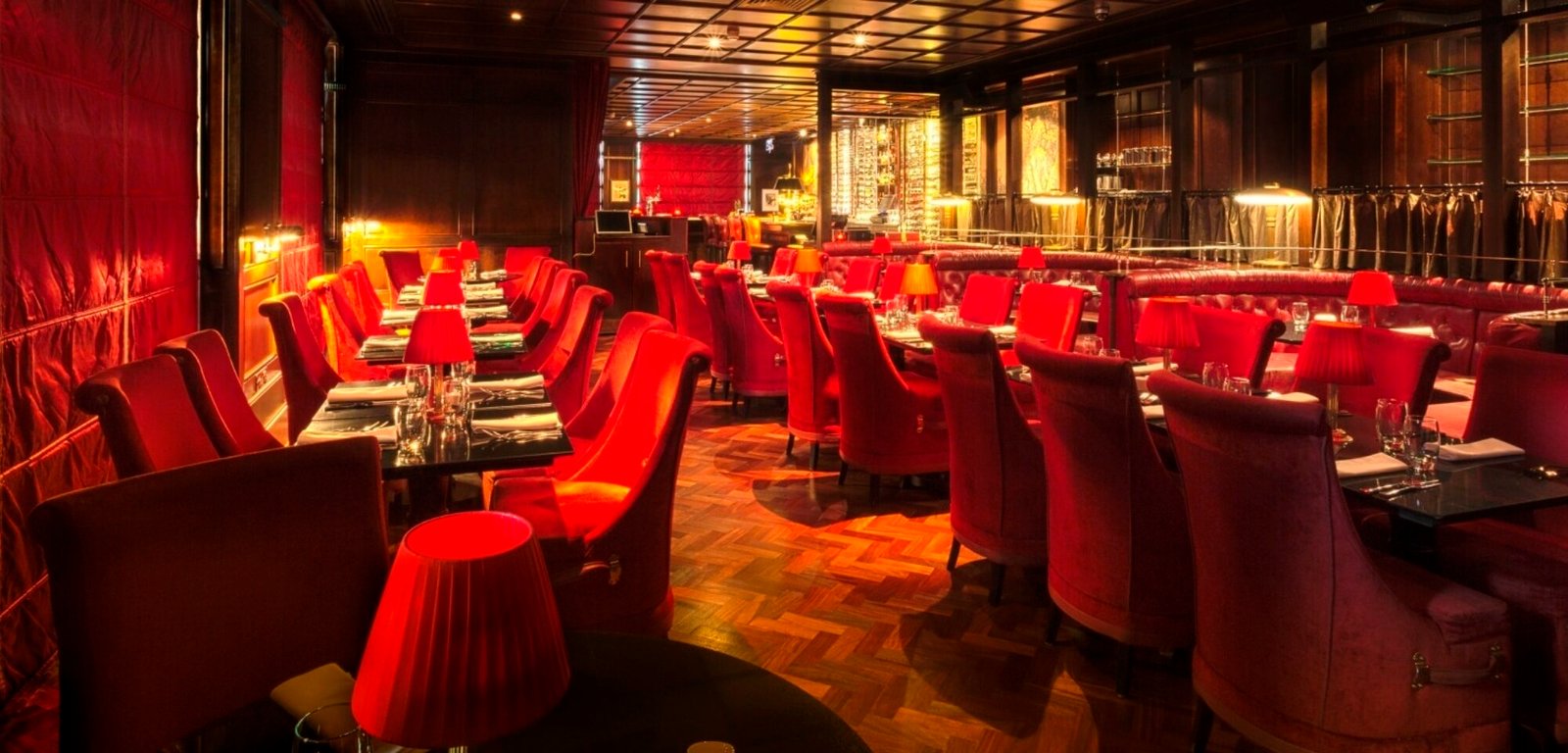 The Merchant Hotel, at the table