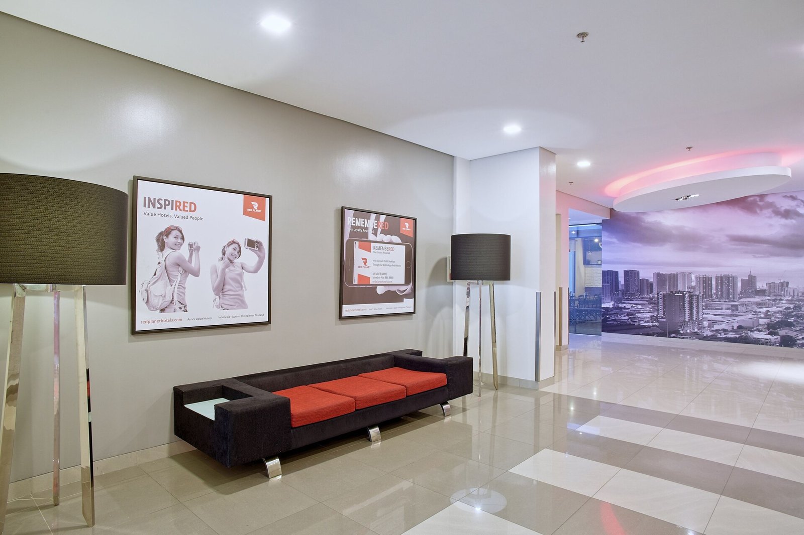 Red Planet Ortigas — vibe