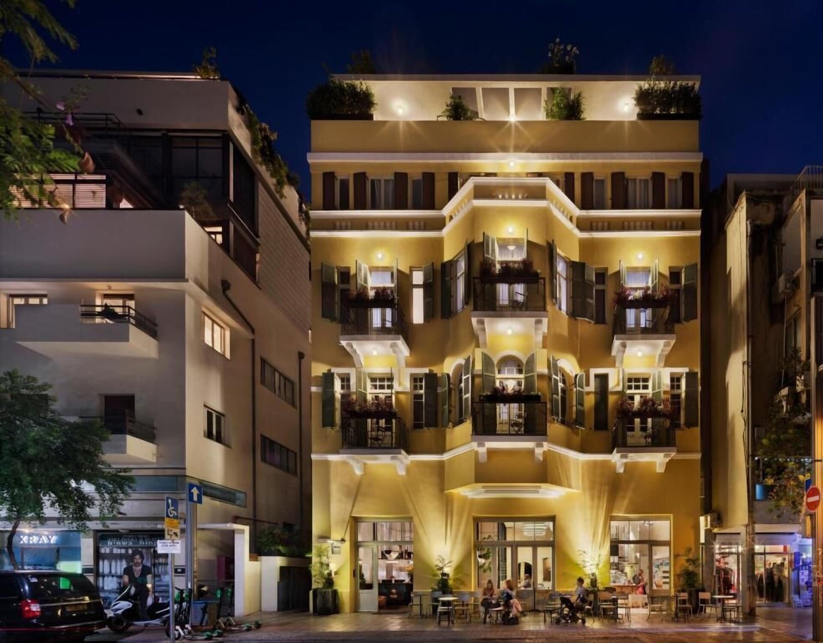 Sam & Blondi Hotel, how it began