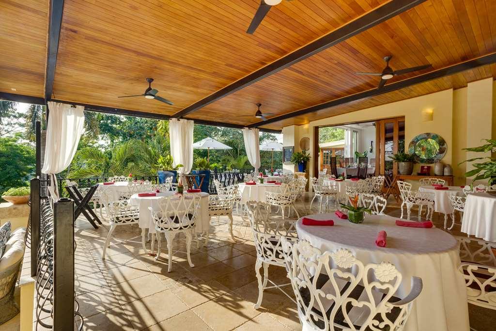 San Ignacio Resort Hotel, at the table